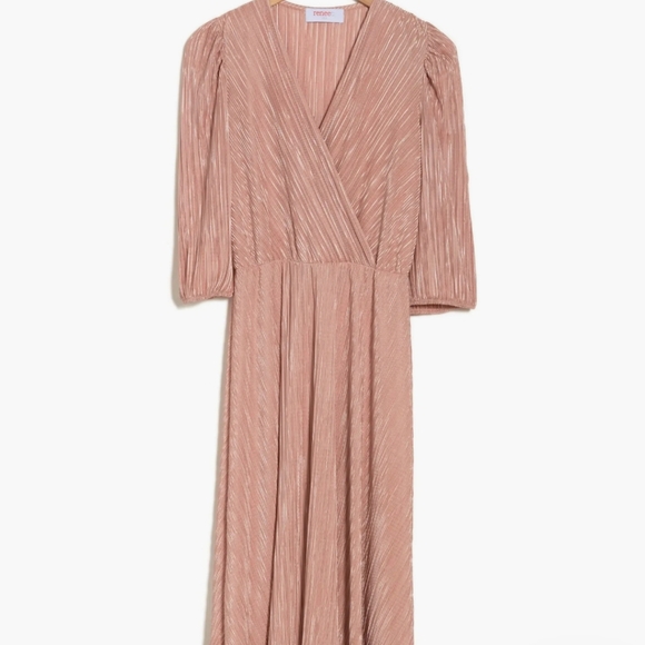 Brand new. Light pink 3/4 sleeved dress. - Picture 3 of 3